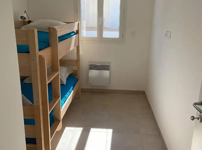 Marina Di Bravone Lägenhet