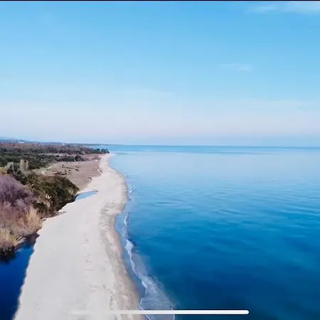 Marina Di Bravone